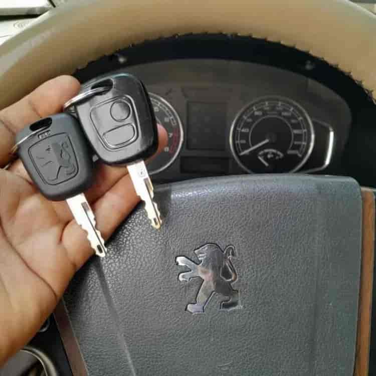ساخت کلید یدک پارس ۱۴۰۰