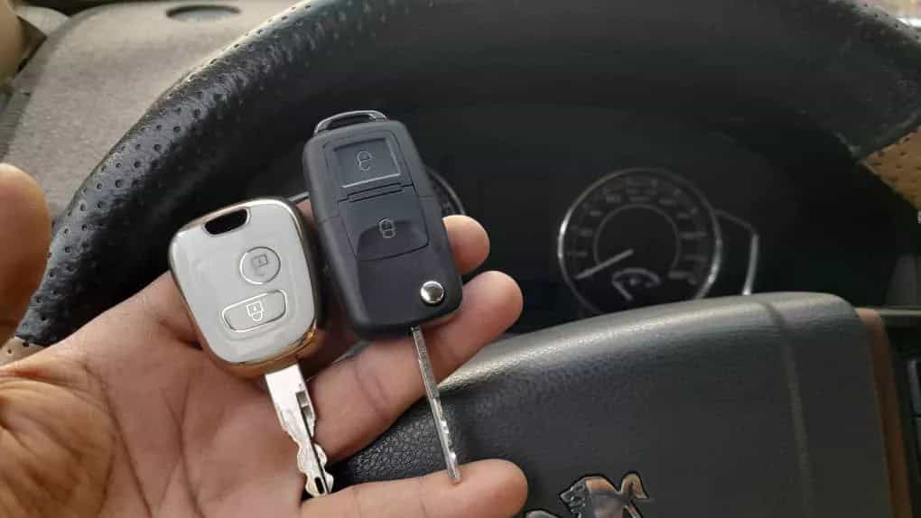 Making Peugeot folding remote and spare key
