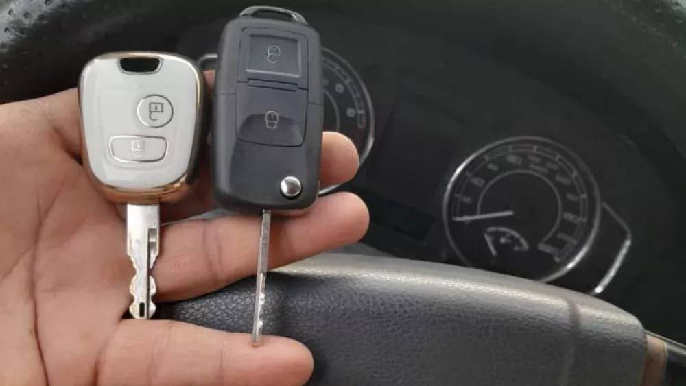 ساخت ریموت و کلید یدک تاشو پژو